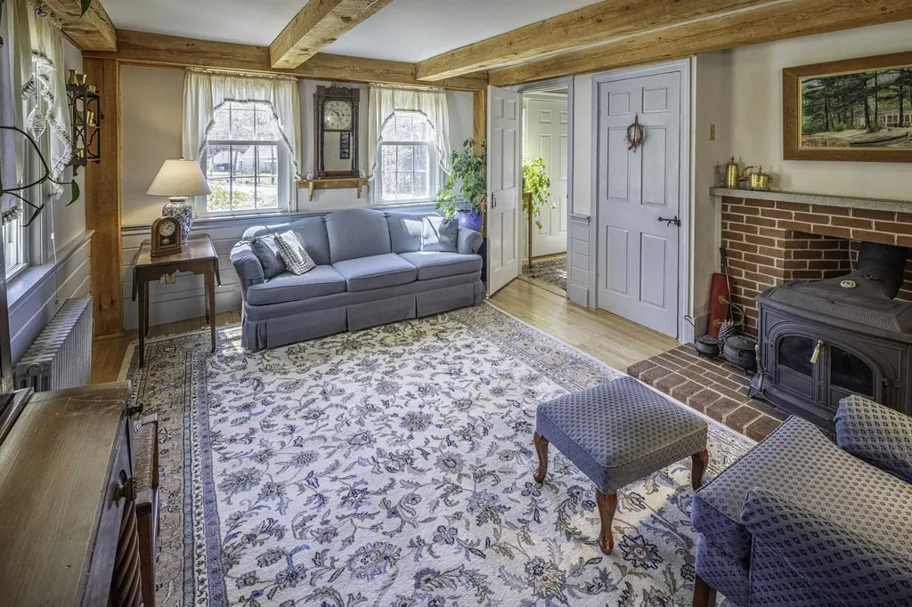 79 Noble Street Somersworth NH 03878