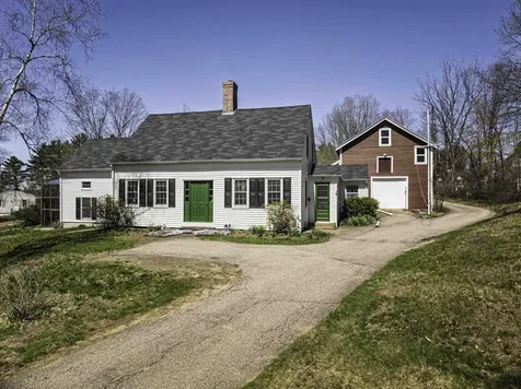 79 Noble Street Somersworth NH 03878