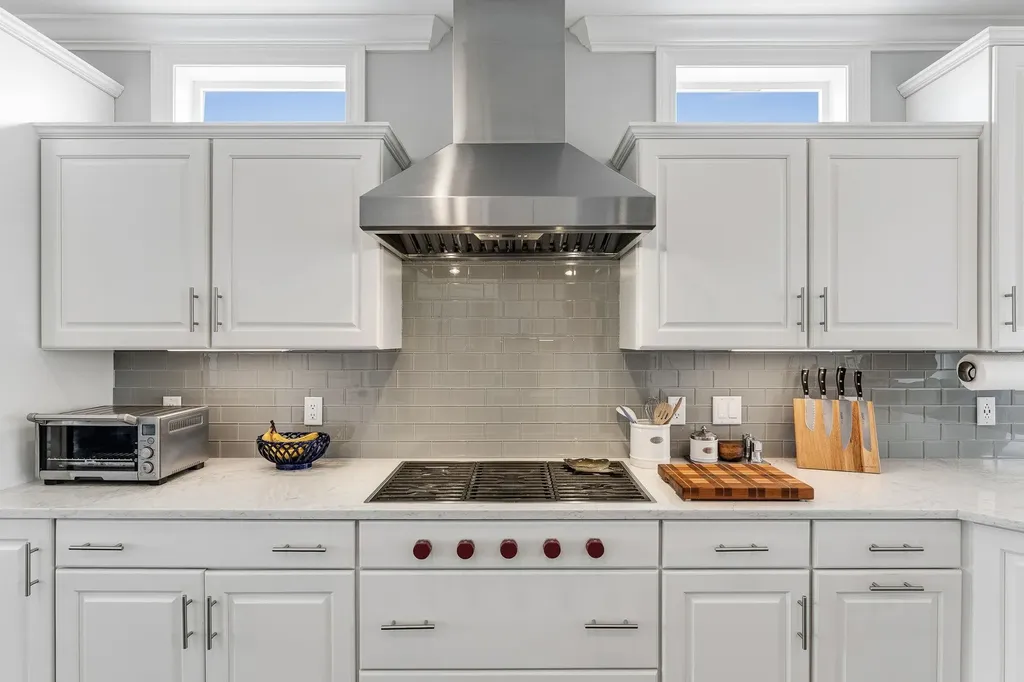 17 Churchill Street South Burlington VT 05403