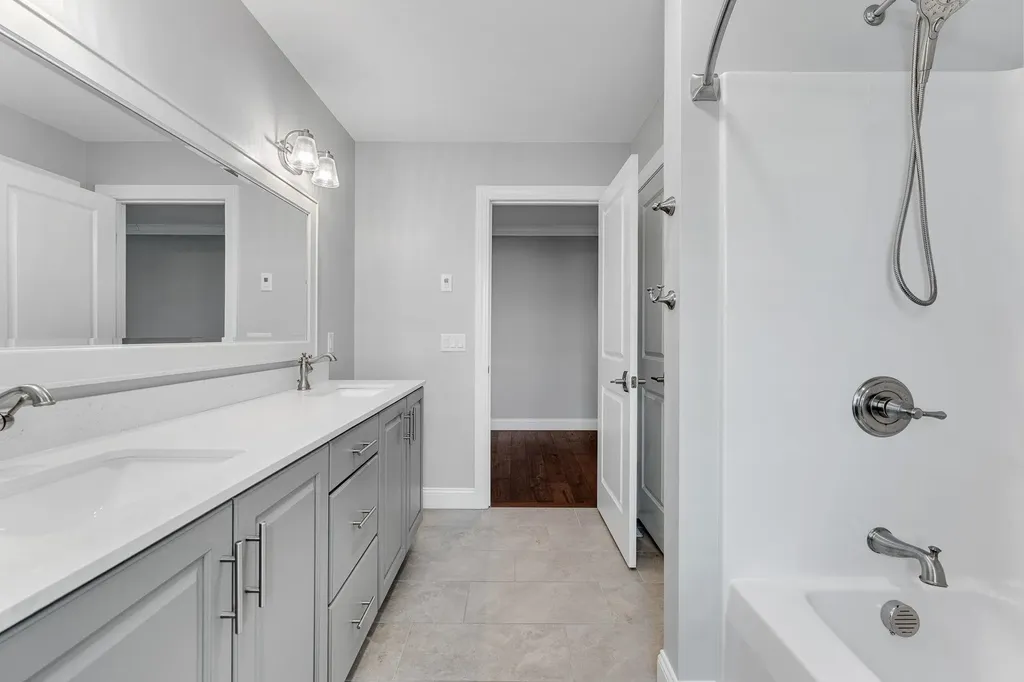 17 Churchill Street South Burlington VT 05403