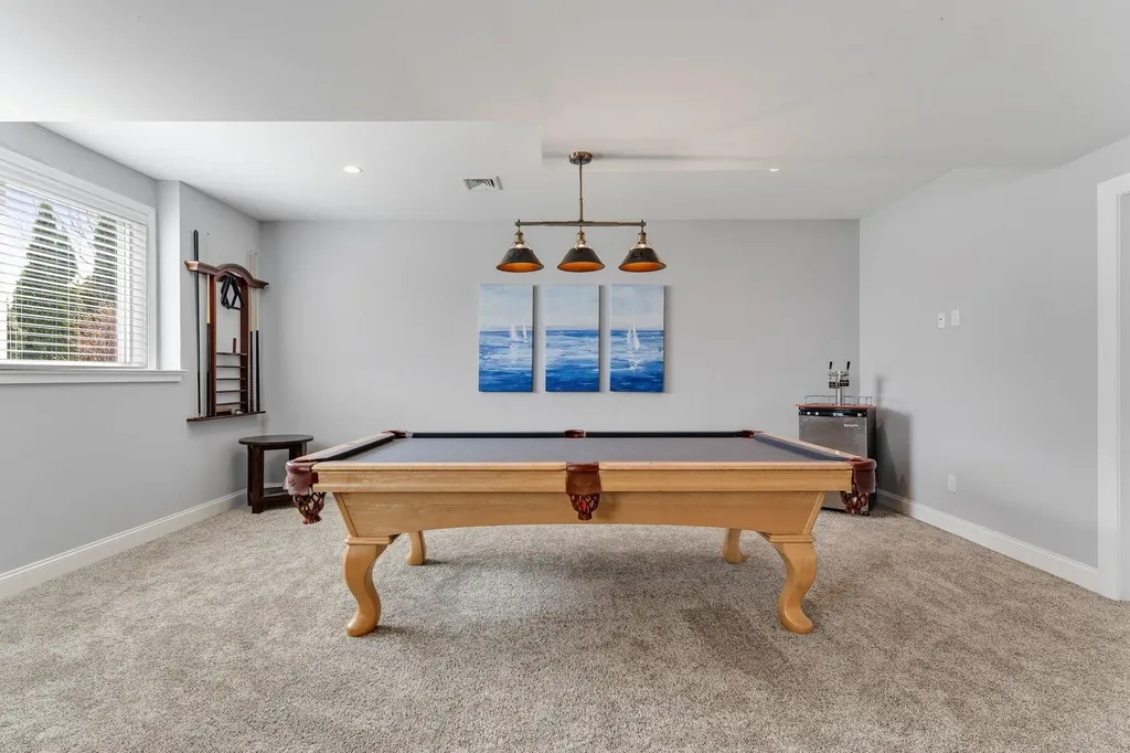 17 Churchill Street South Burlington VT 05403