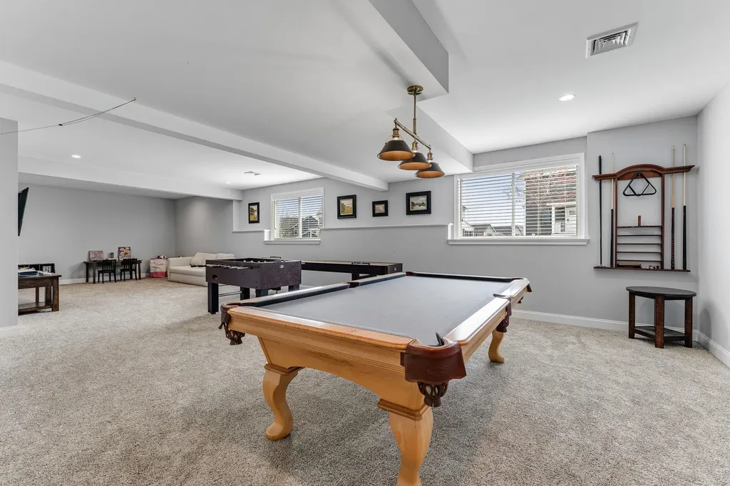 17 Churchill Street South Burlington VT 05403