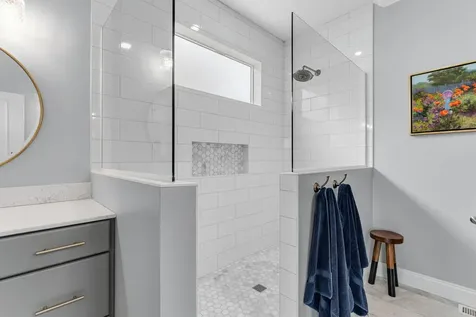 17 Churchill Street South Burlington VT 05403