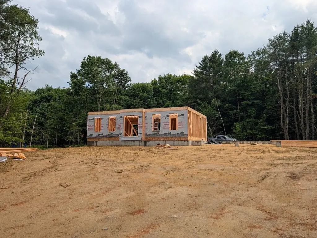 85 Fairview Drive Pittsfield NH 03263