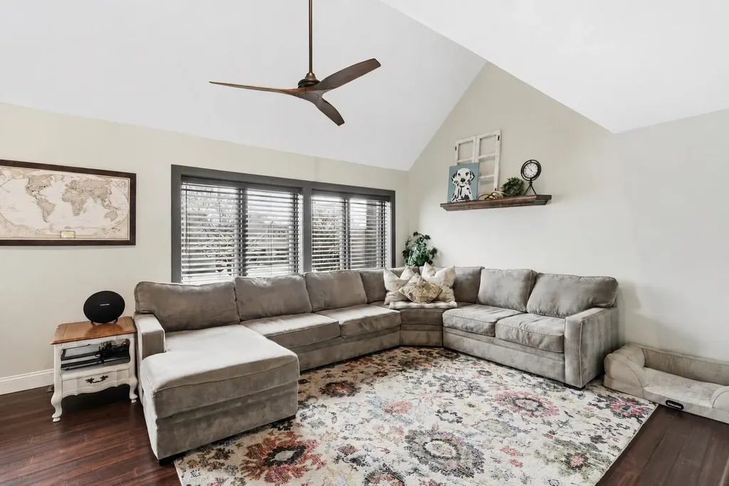 5 Tsienneto Road Derry NH 03038