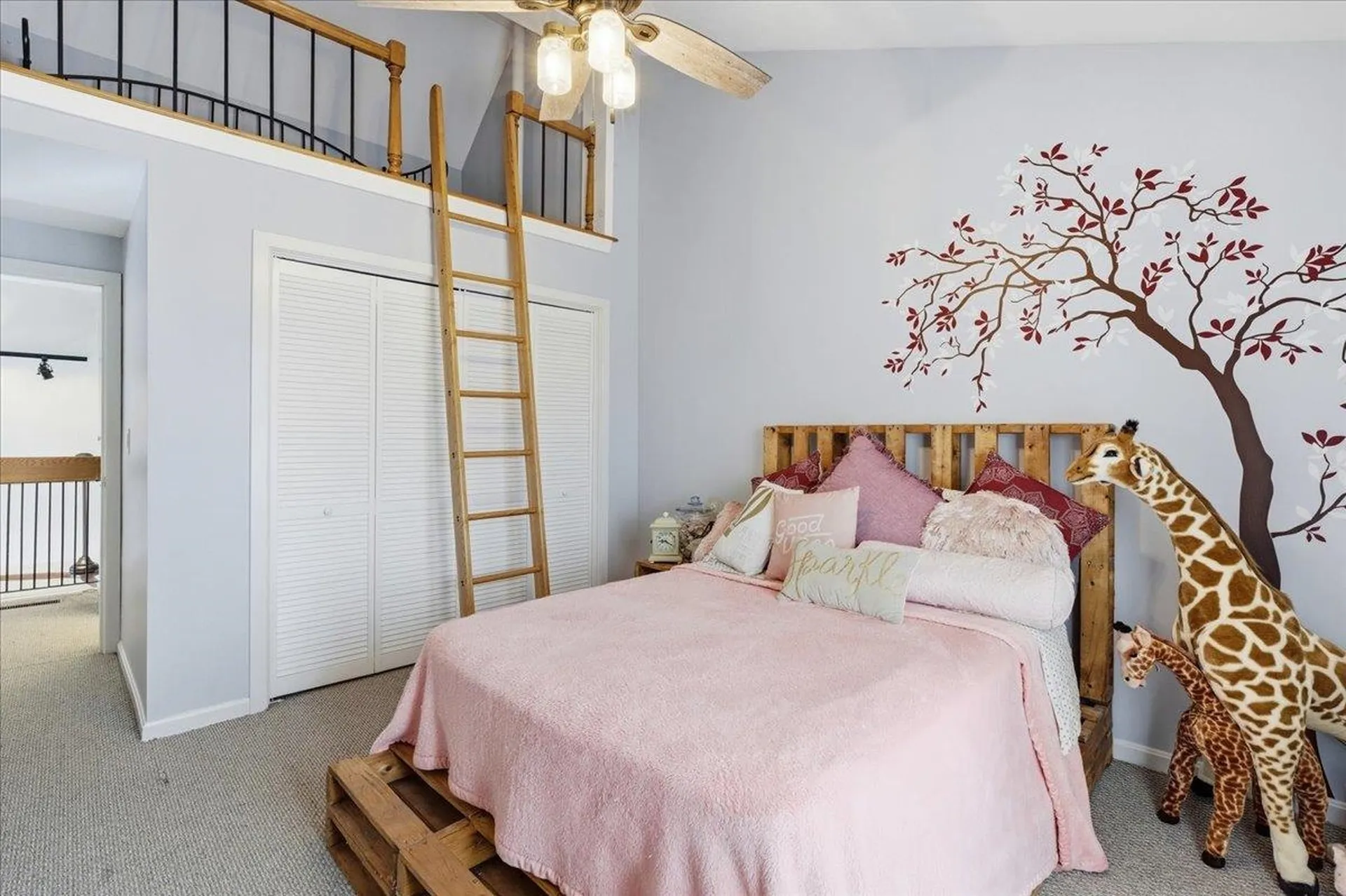 5 Tsienneto Road Derry NH 03038