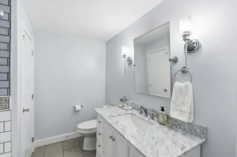 5 Tsienneto Road Derry NH 03038