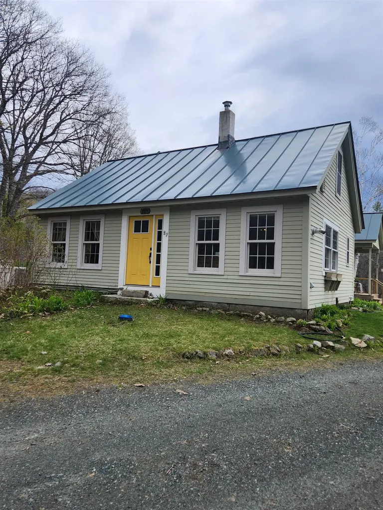 27 Bear Pond Road Canaan NH 03741