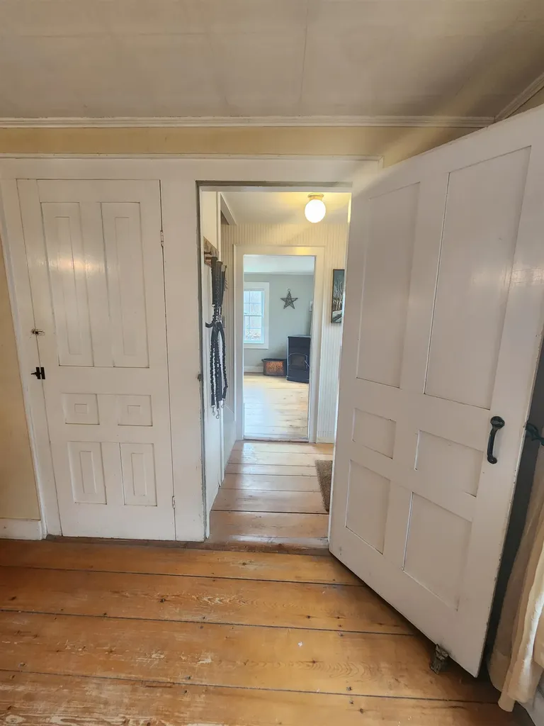 27 Bear Pond Road Canaan NH 03741