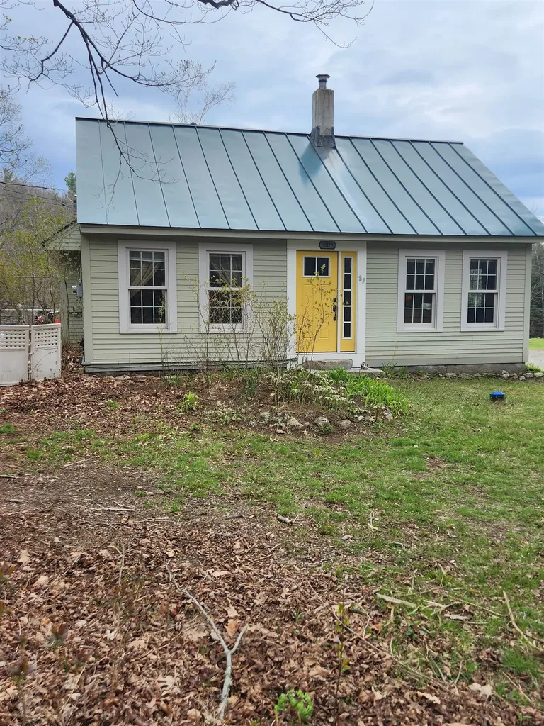 27 Bear Pond Road Canaan NH 03741