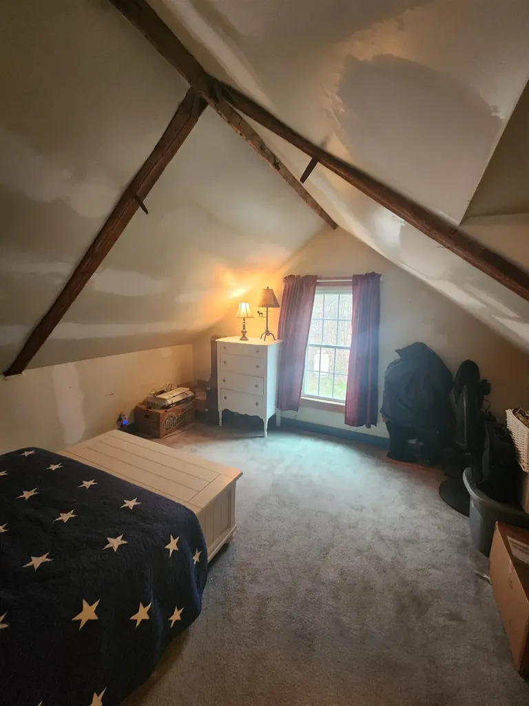 27 Bear Pond Road Canaan NH 03741