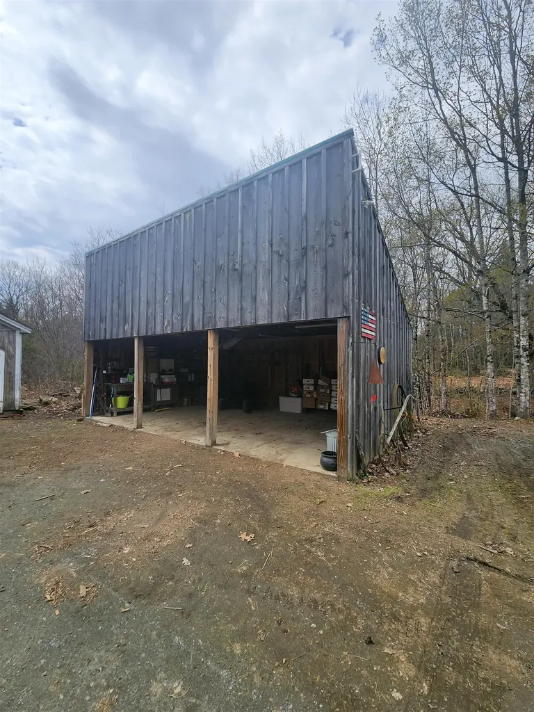 27 Bear Pond Road Canaan NH 03741