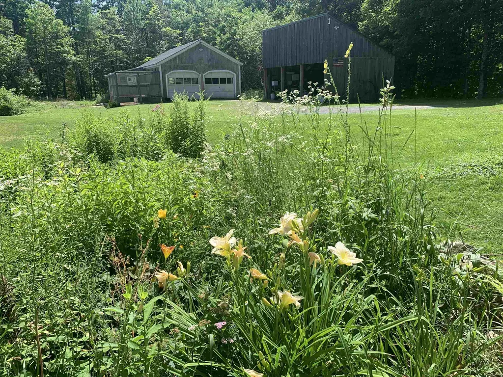 27 Bear Pond Road Canaan NH 03741