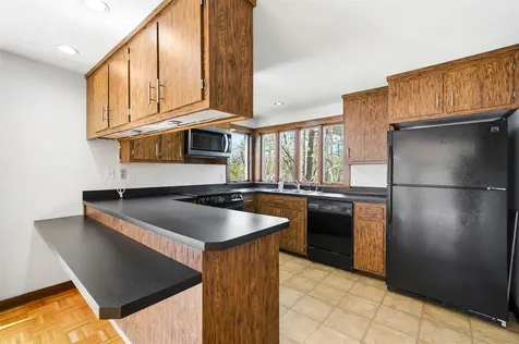 88 Meetinghouse Road Windham NH 03087