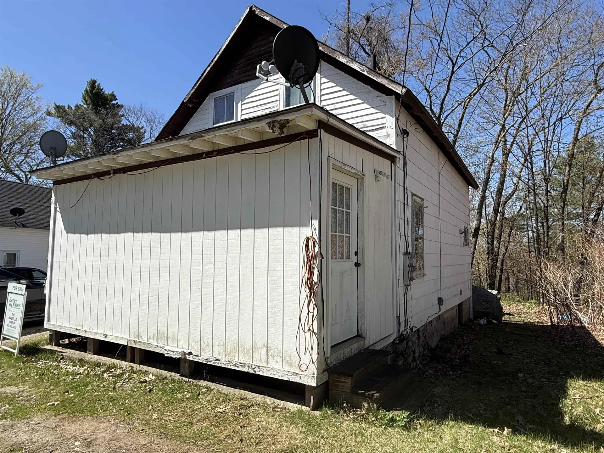 32 Charles Street Keene NH 03431