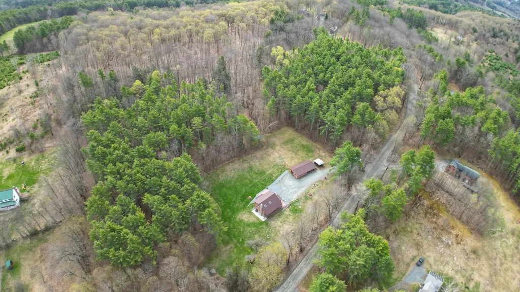 1209 Wildlife Road Hartford VT 05001