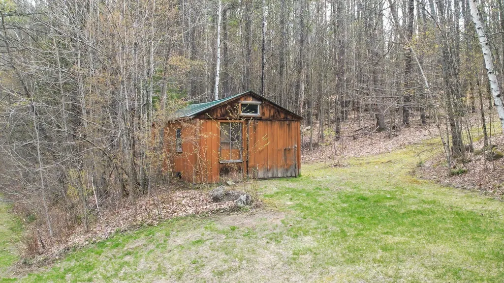 1209 Wildlife Road Hartford VT 05001