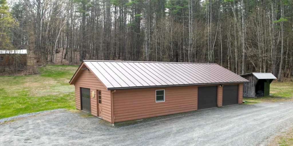 1209 Wildlife Road Hartford VT 05001