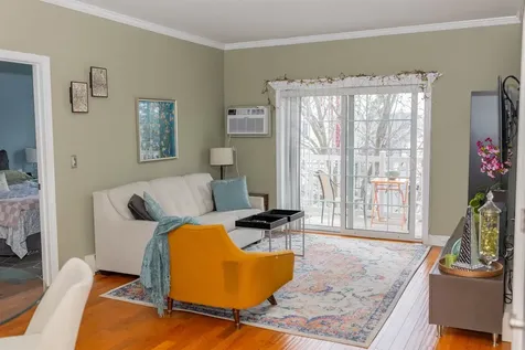 18 Harbor Avenue Nashua NH 03060