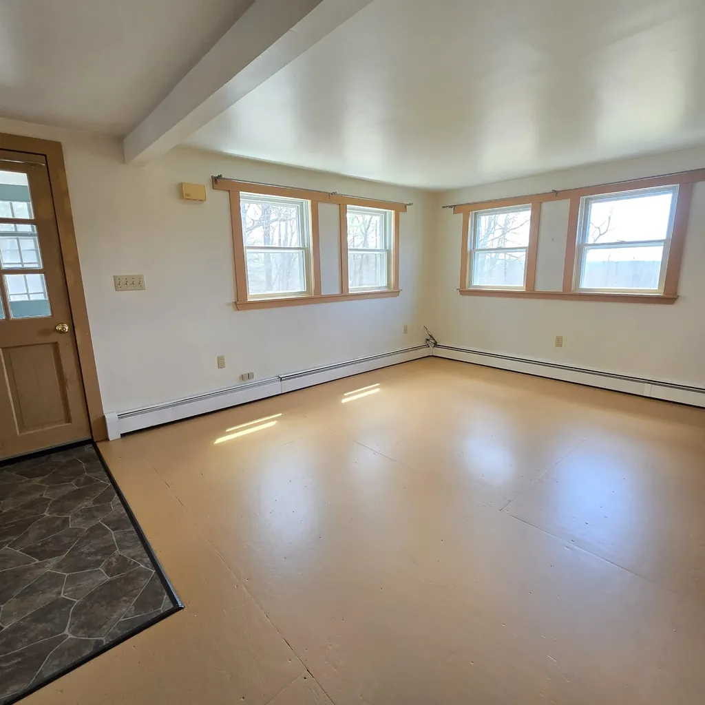 136B Range Road Alton NH 03809