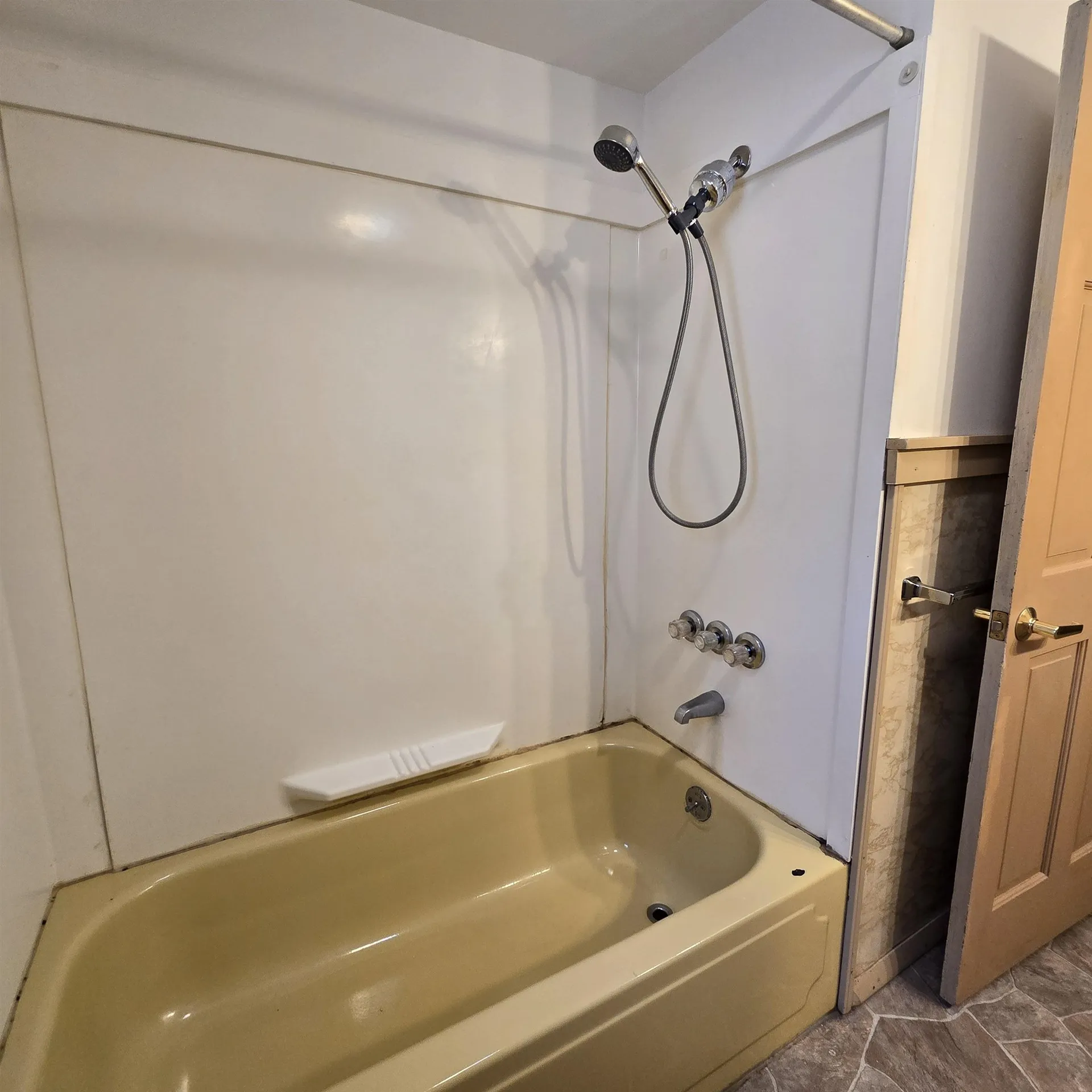 136B Range Road Alton NH 03809