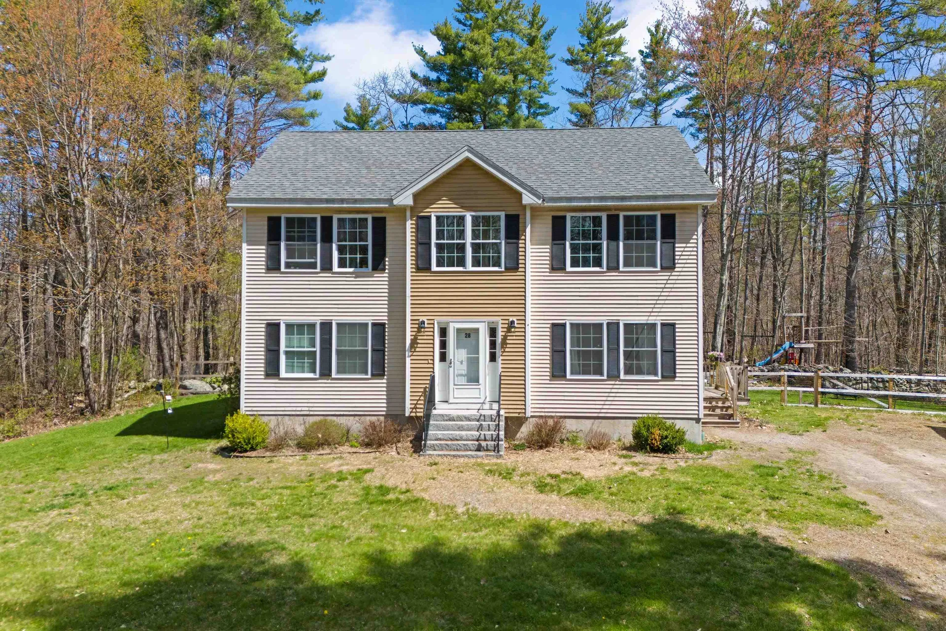 28 Dougherty Lane New Boston NH 03070