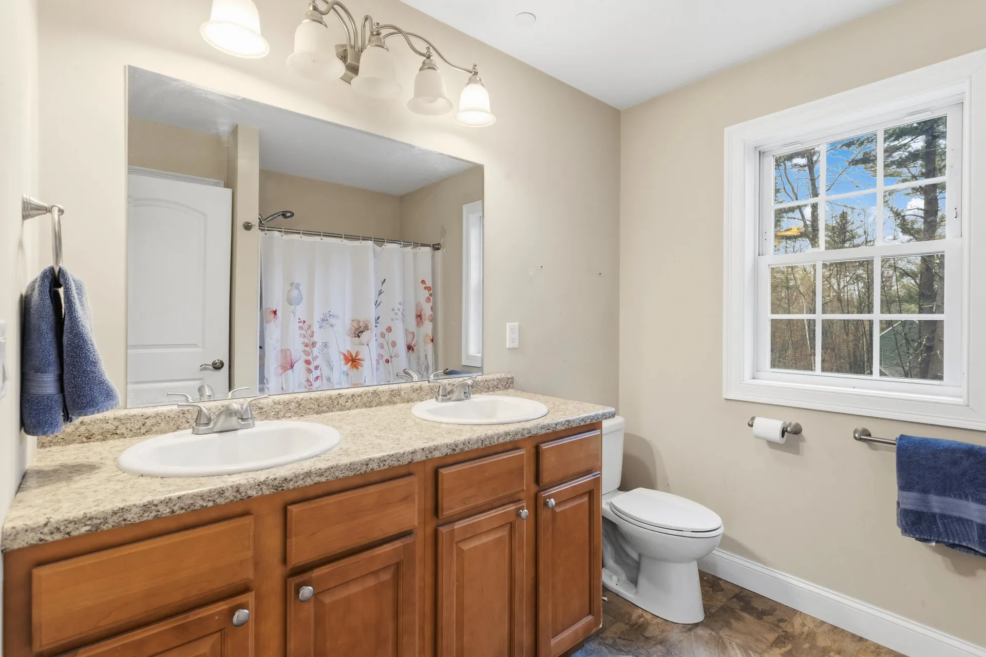 28 Dougherty Lane New Boston NH 03070
