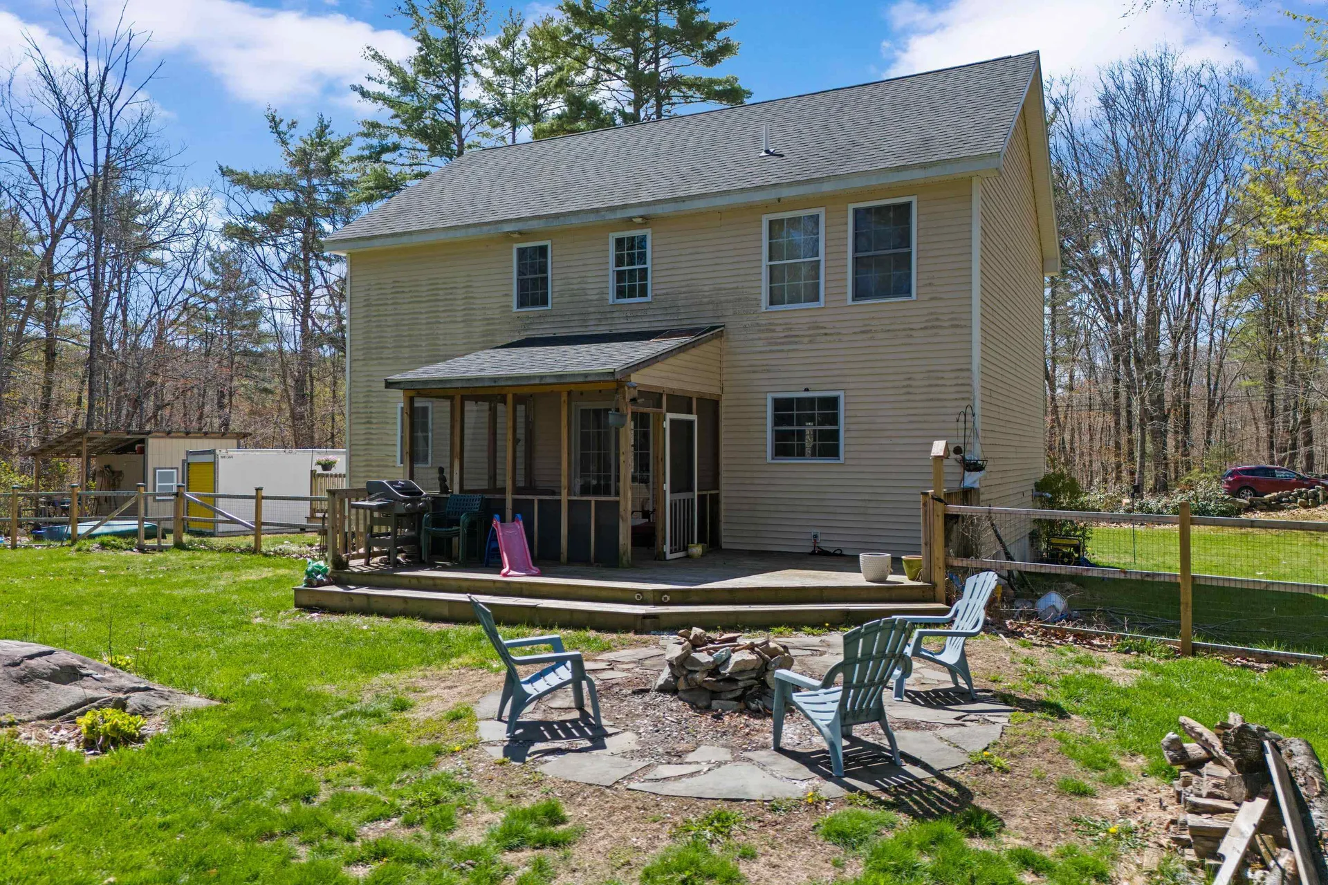 28 Dougherty Lane New Boston NH 03070