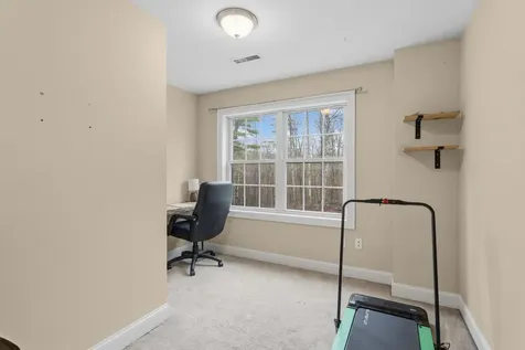 28 Dougherty Lane New Boston NH 03070