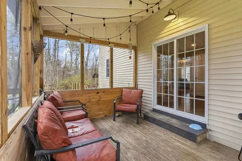 28 Dougherty Lane New Boston NH 03070