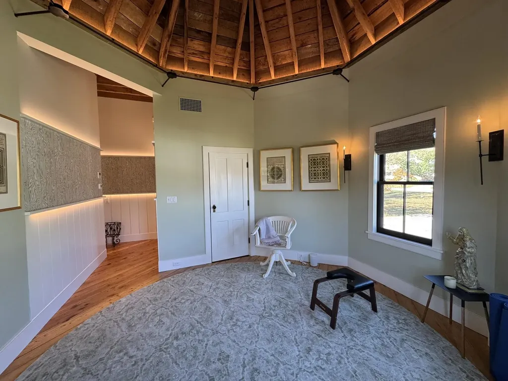 57 Taconic Road Manchester VT 05254