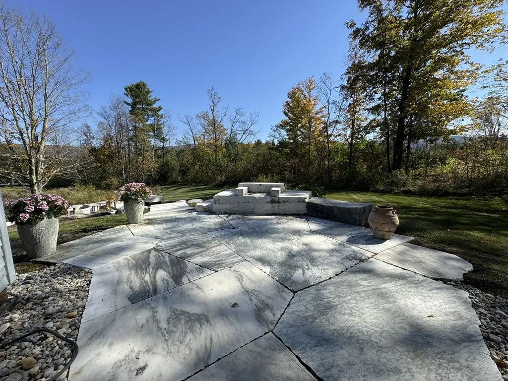 57 Taconic Road Manchester VT 05254