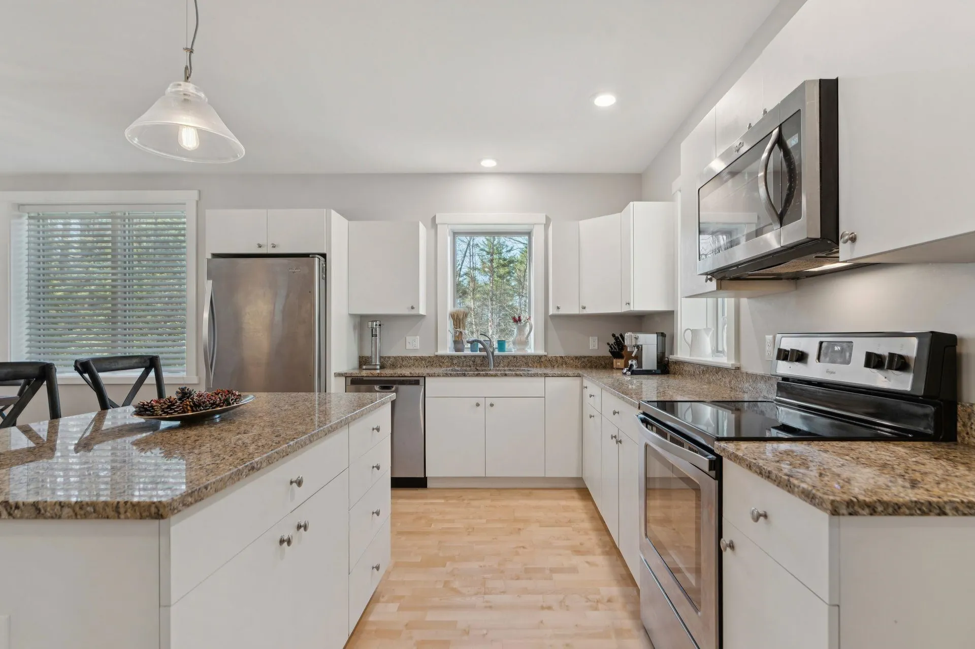 207 Hartness Way Hartford VT 05059