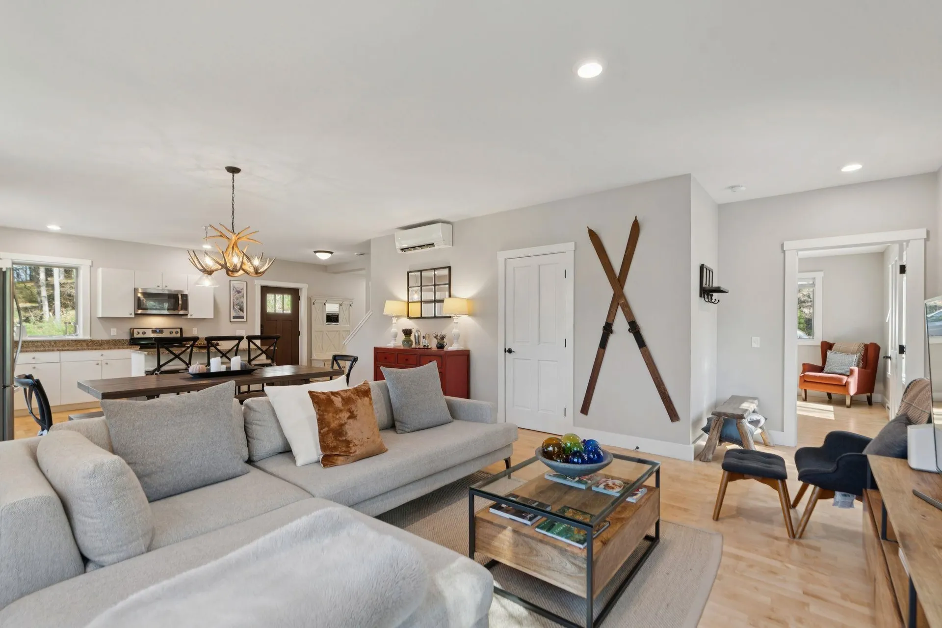 207 Hartness Way Hartford VT 05059