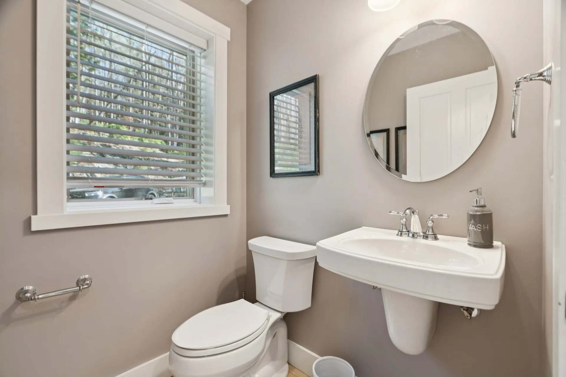 207 Hartness Way Hartford VT 05059