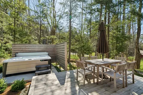 207 Hartness Way Hartford VT 05059