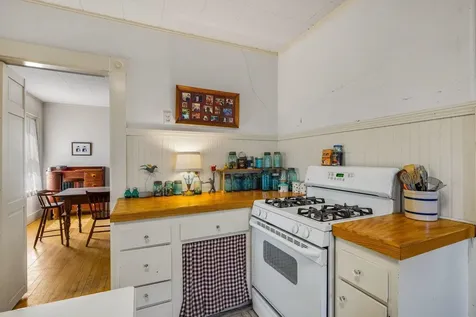 139 Thornton Street Portsmouth NH 03801
