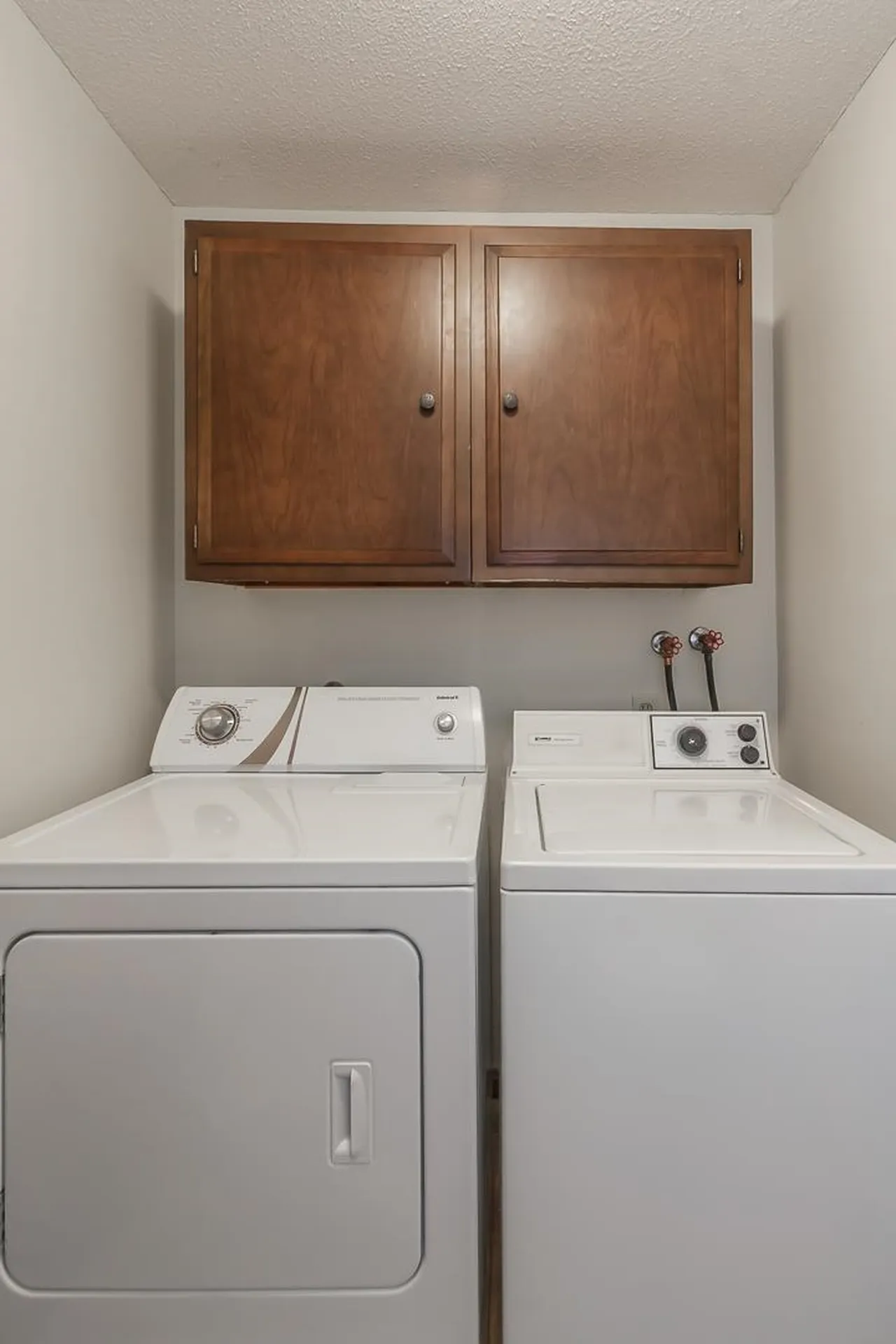 24 Fieldstone Drive Londonderry NH 03053