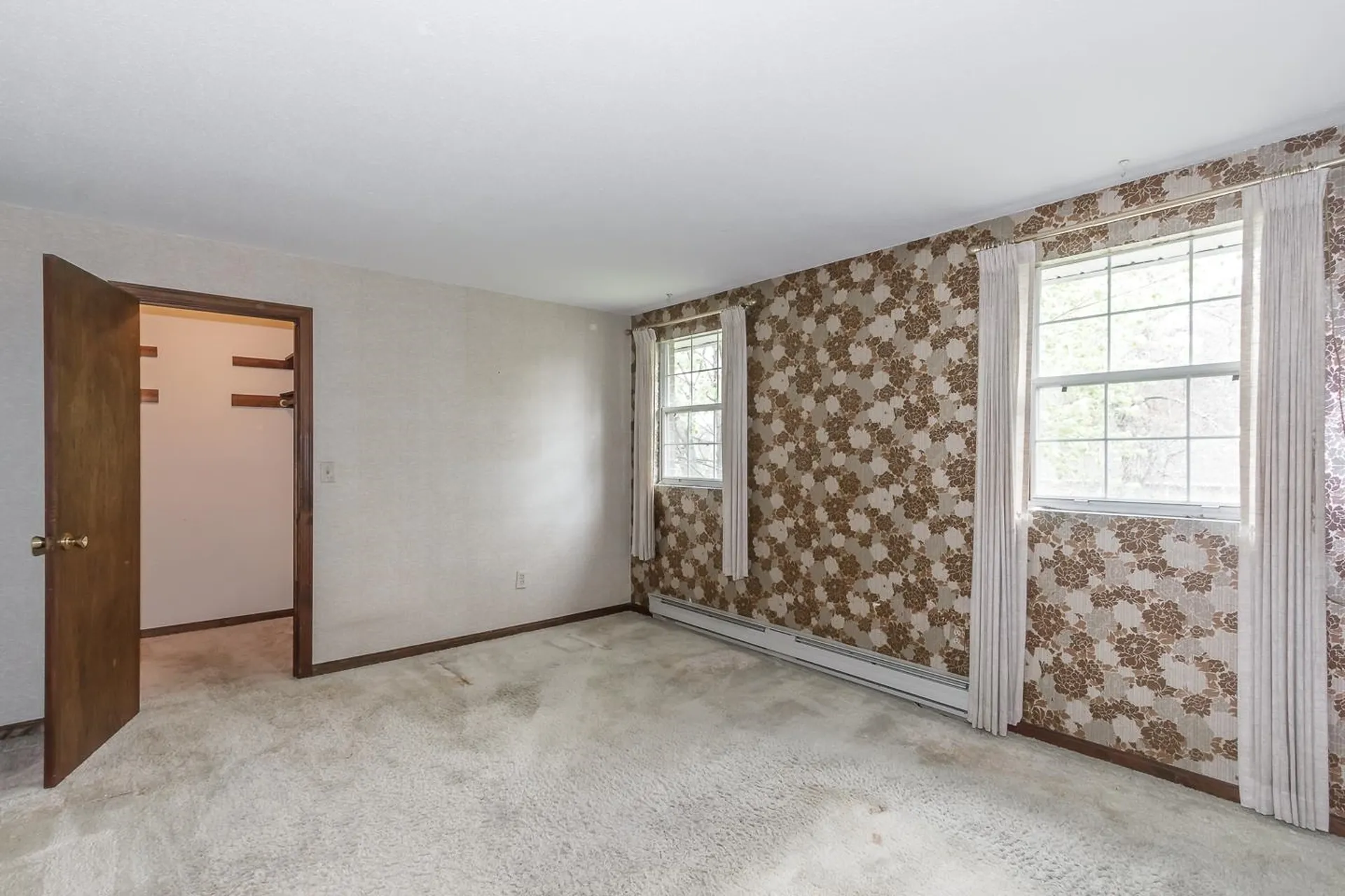 24 Fieldstone Drive Londonderry NH 03053