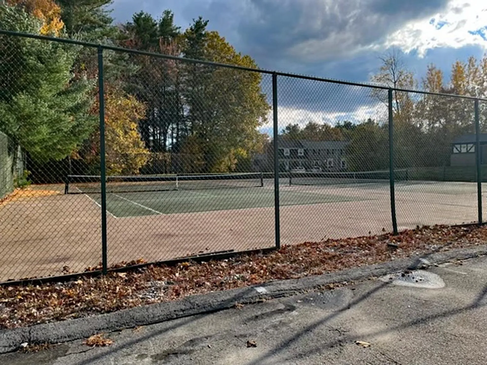 24 Fieldstone Drive Londonderry NH 03053