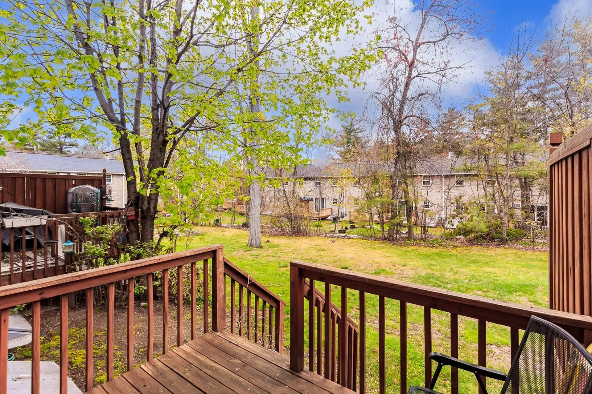 24 Fieldstone Drive Londonderry NH 03053