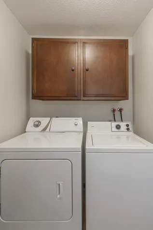 24 Fieldstone Drive Londonderry NH 03053