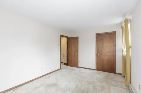 24 Fieldstone Drive Londonderry NH 03053