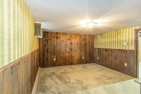 24 Fieldstone Drive Londonderry NH 03053