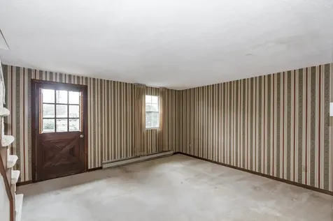 24 Fieldstone Drive Londonderry NH 03053