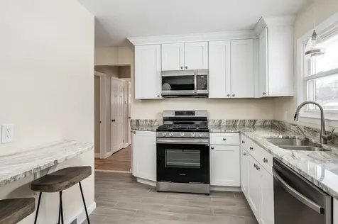 188 Portsmouth Avenue Manchester NH 03109