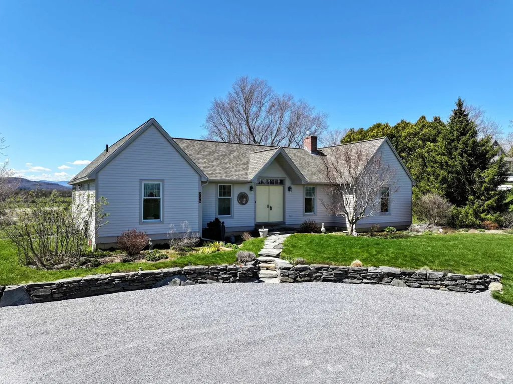 236 Gilson Lane Ferrisburgh VT 05473