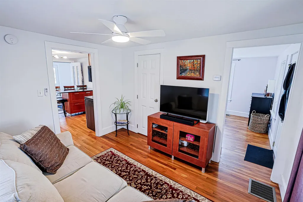 64 School Street Allenstown NH 03275