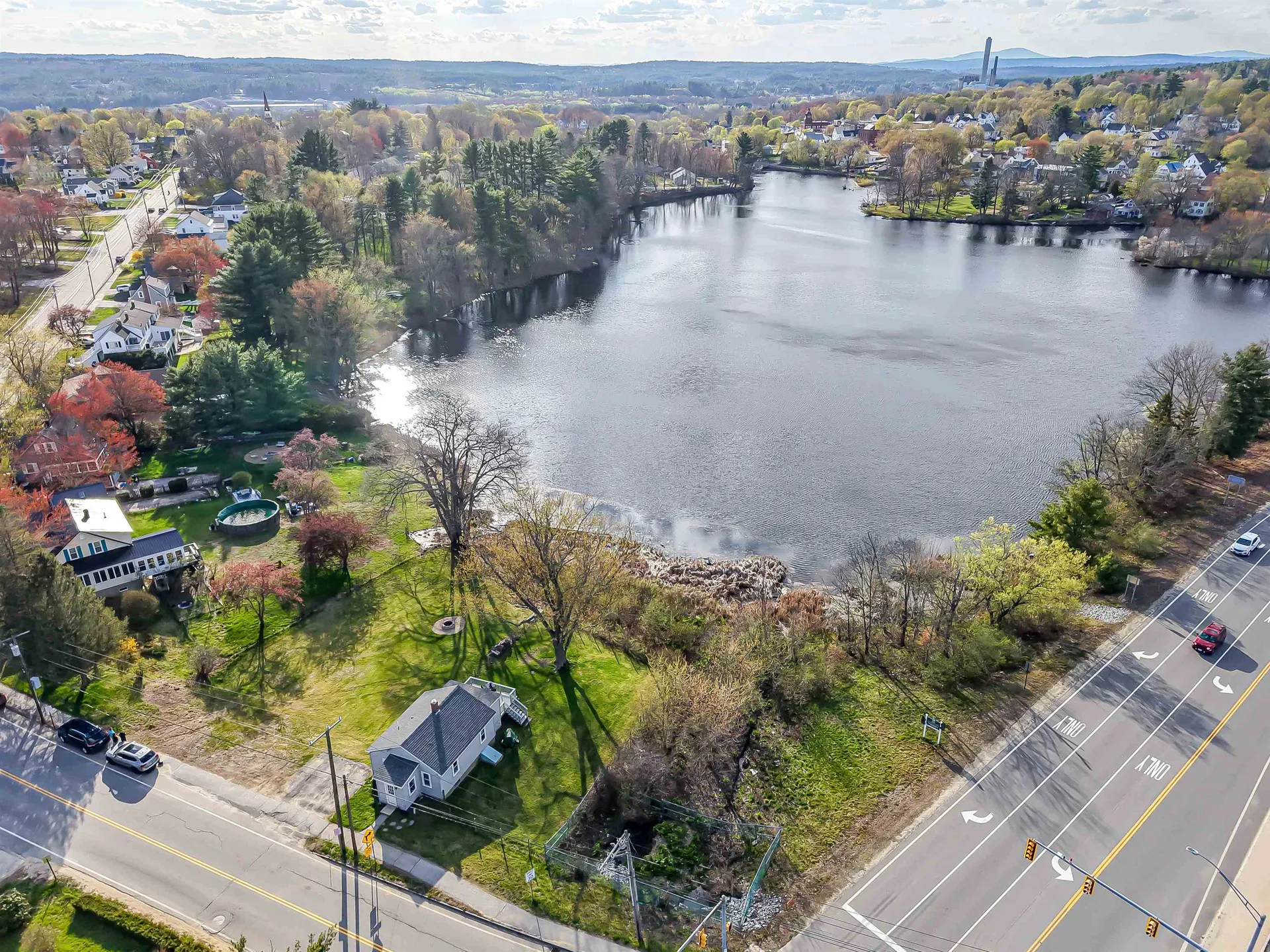 64 School Street Allenstown NH 03275