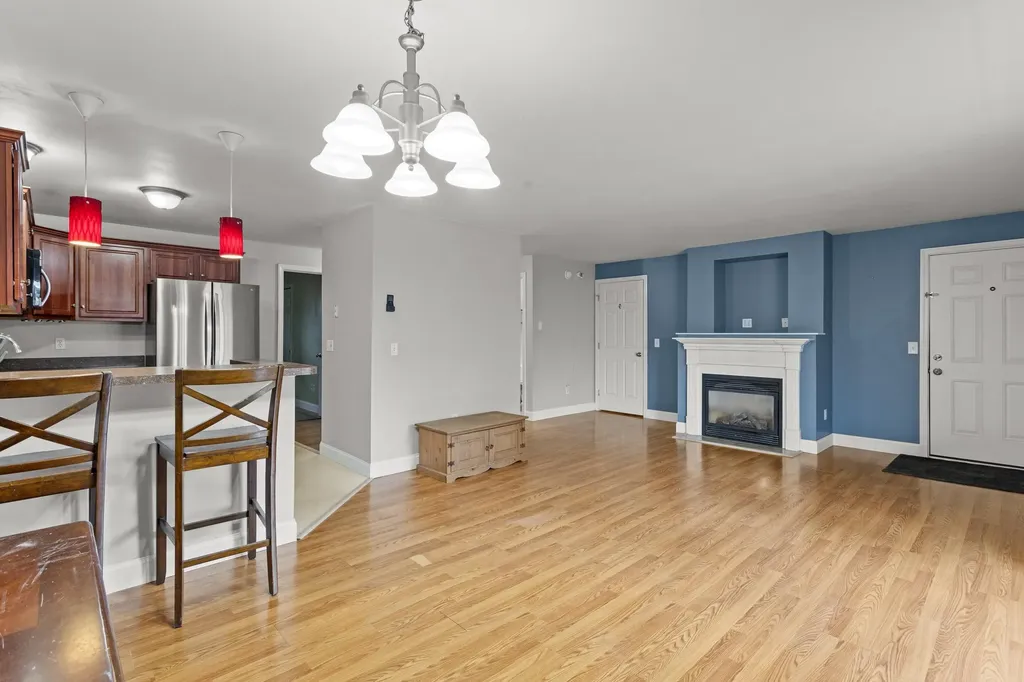 4 Deer Street Tilton NH 03276